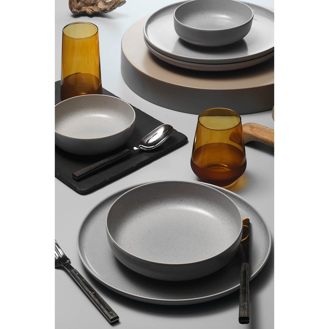 Serviciu de masa Moderna Colore Matte- 24 piese- 6 persoane- portelan- gri mat- kutahya porselen