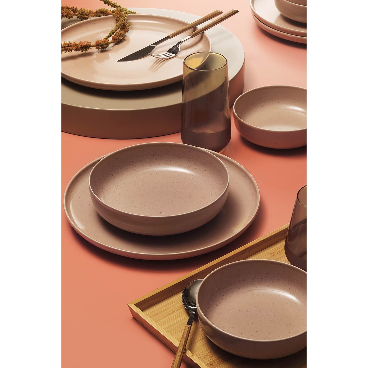 Serviciu de masa Moderna Colore Matte- 24 piese- 6 persoane- portelan- roz mat- kutahya porselen