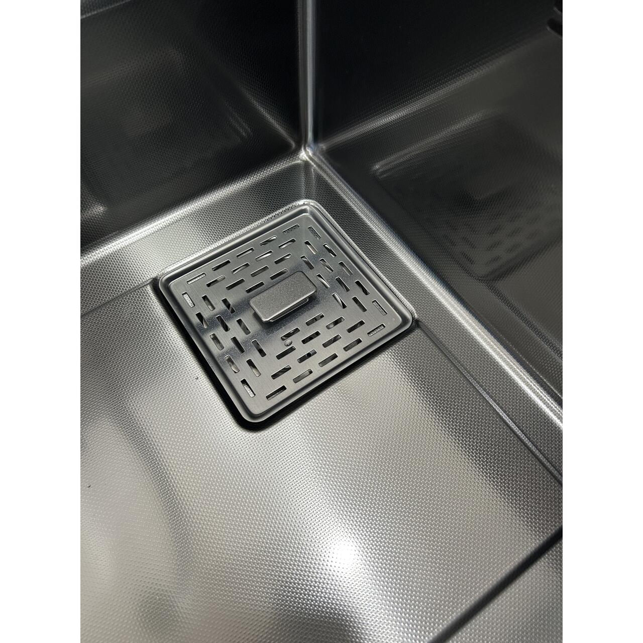 Set chiuveta multifunctionala HAUSBERG HBC-9955 din otel inoxidabil, baterie dubla, cuva perforata fructe/legume, cuva universala cu dop scurgere, tocator, 750x460x220 mm, accesorii incluse, Auriu/Negru